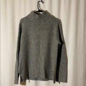 Abercrombie & Fitch Heather Gray Mock Neck Sweater
